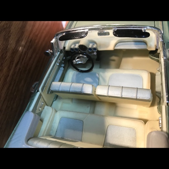 Classic 1959 Chevy impala Lowrider rare color - Picture 6 of 8